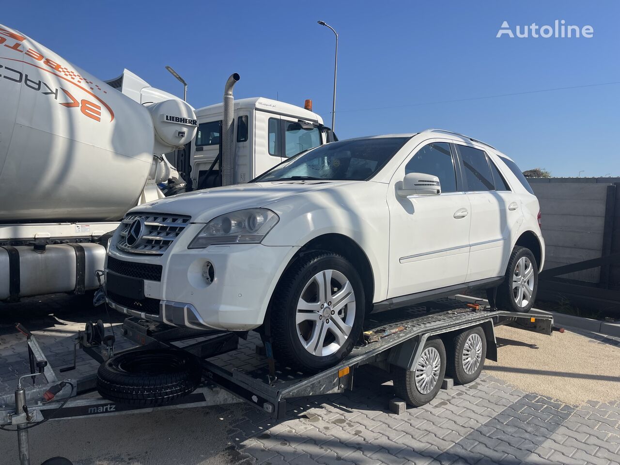 Купить внедорожник Mercedes-Benz ML 500 4MATIC 7500€ с дефектом Польша  Kroczyce, XR35011