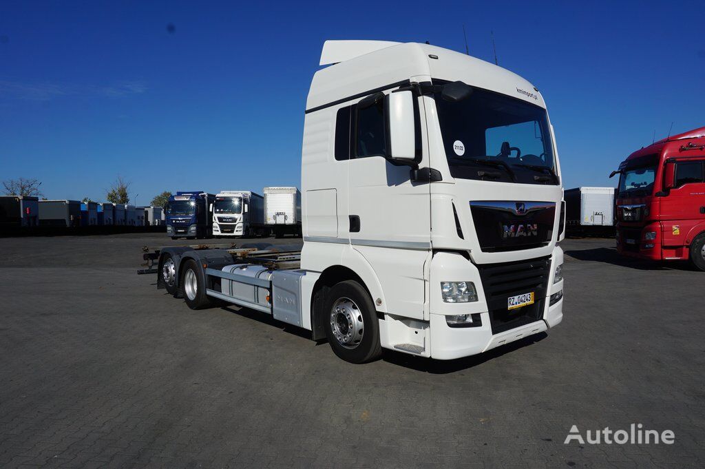 грузовик шасси MAN TGX 26.500 6X2-2 LL