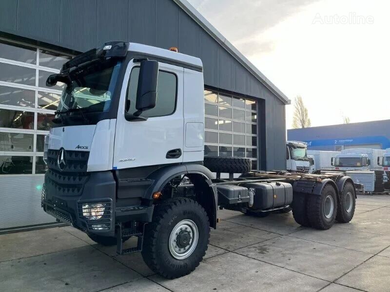 новый грузовик шасси Mercedes-Benz Arocs 4040 A 6x6 Chassis Cabin (5 units)