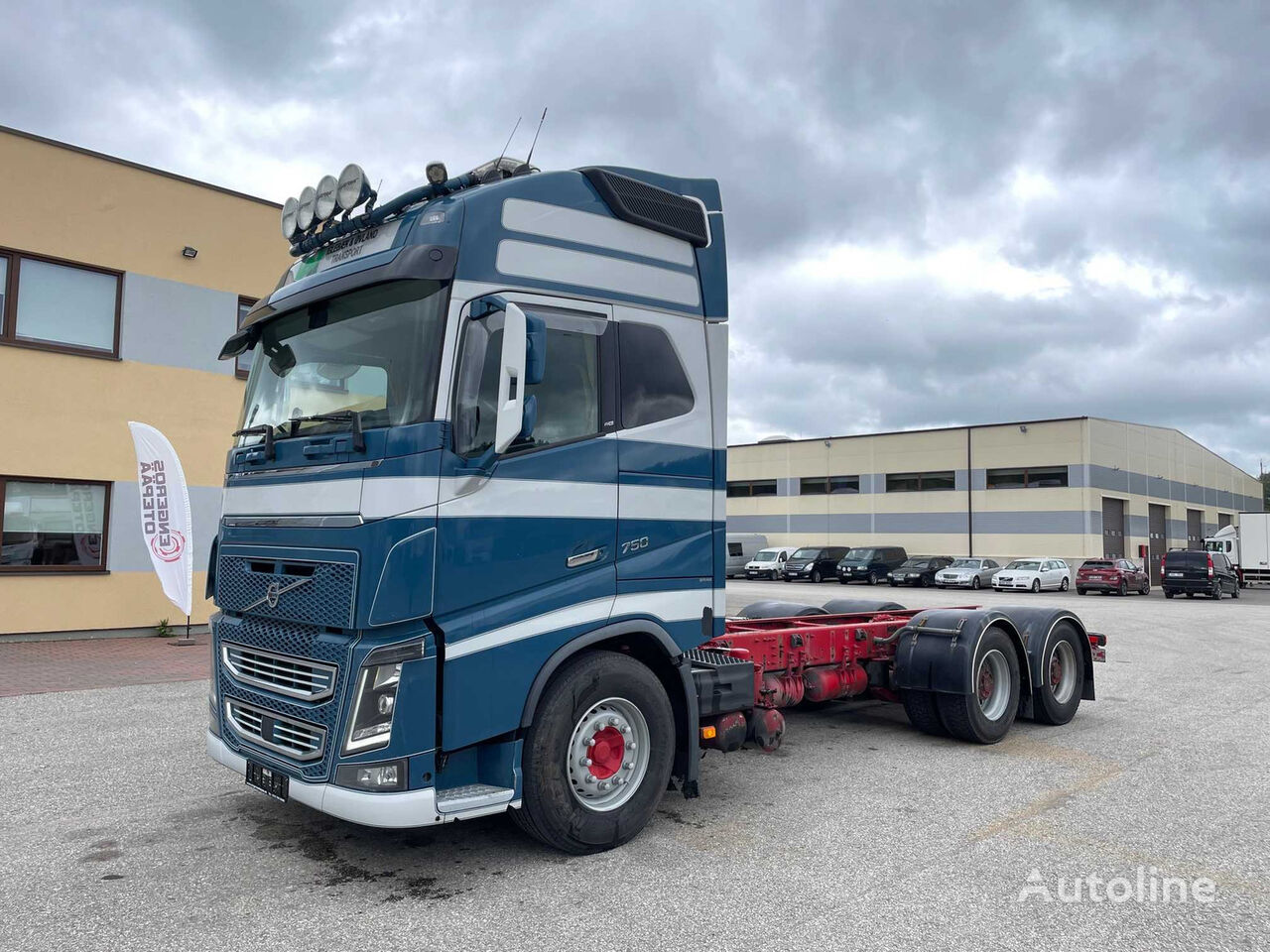 грузовик шасси Volvo FH750 6x4 EURO6 + RETARDER + PTO + 9T FRONT AXLE