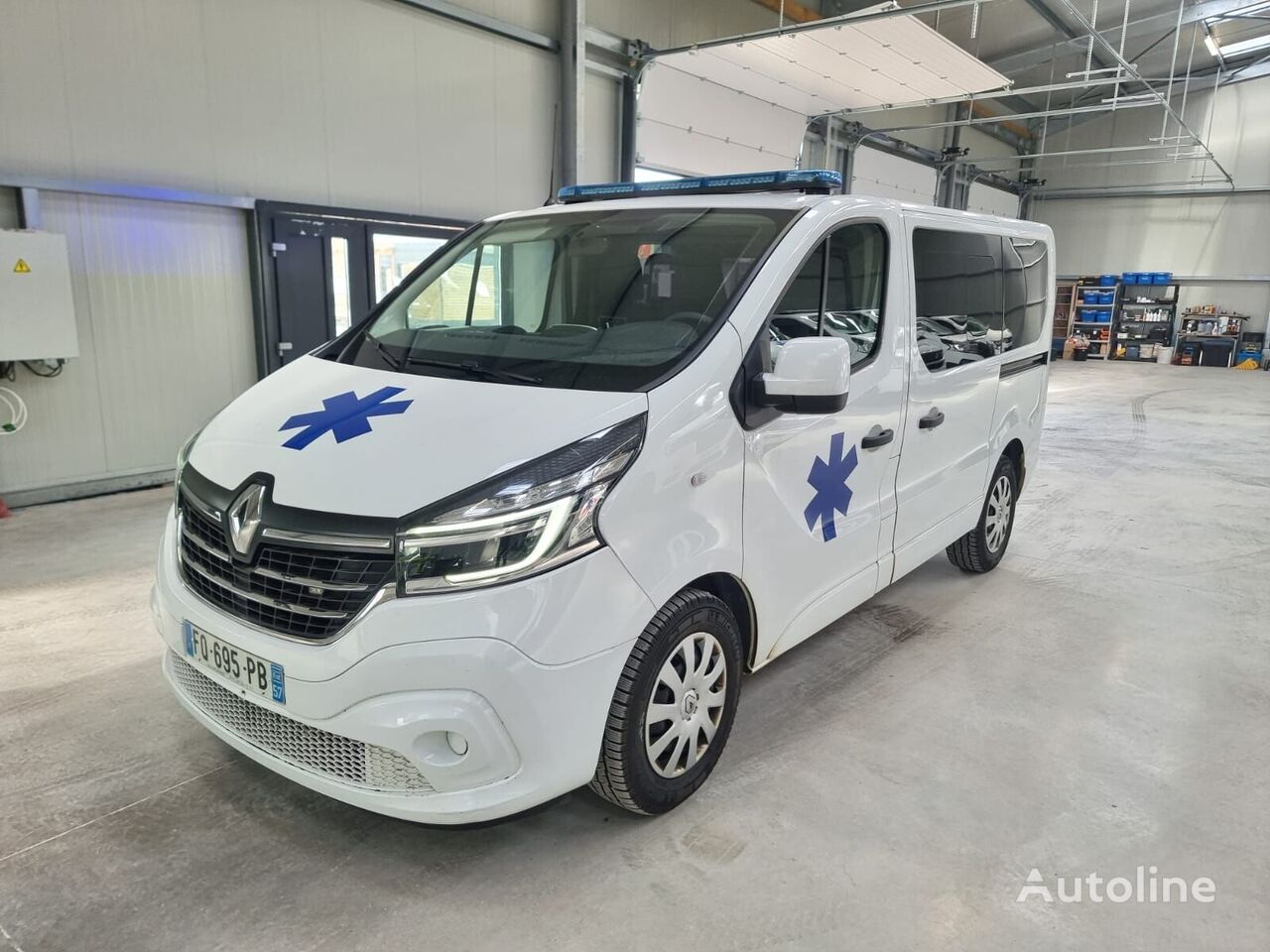 машина скорой помощи Renault TRAFIC 170 CV BVA AMBULANCE 2020