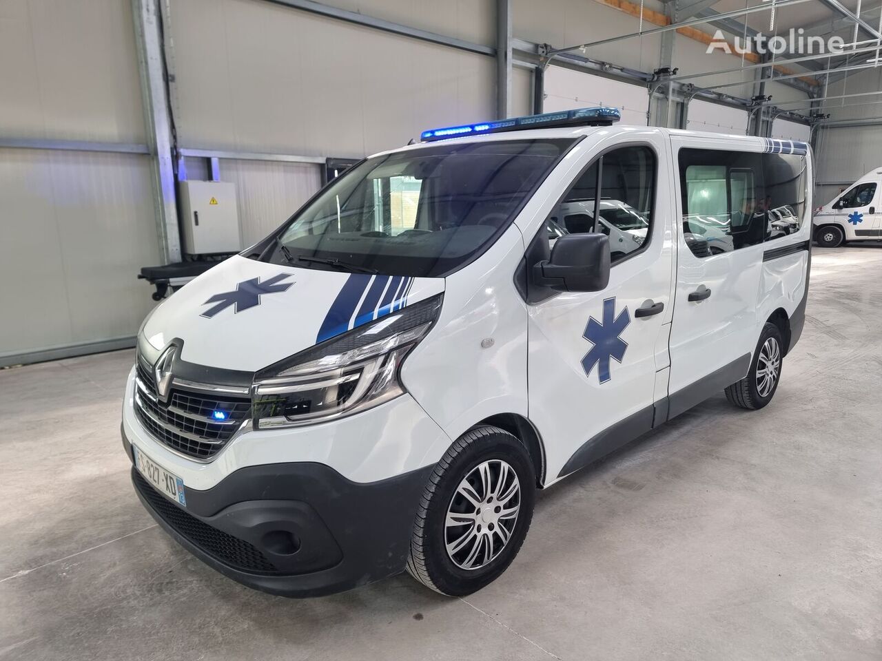 машина скорой помощи Renault TRAFIC AUTO 2020 135 000 KM