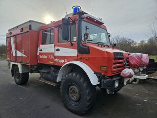 пожарная машина Mercedes-Benz Unimog U4000 Feuerwehr 4x4 Tanklöschfahrzeug