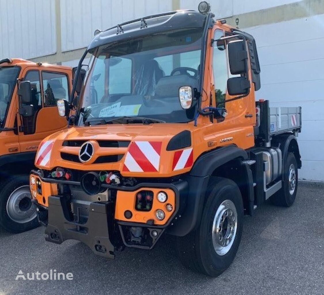 Купить универсальную коммунальную машину Mercedes-Benz Unimog U 430 WVF  Германия Hagelstadt, FV31698