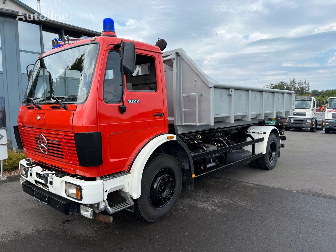 крюковой мультилифт Mercedes-Benz 1622