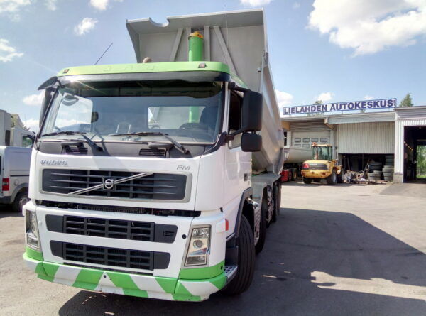 самосвал Volvo FM 480