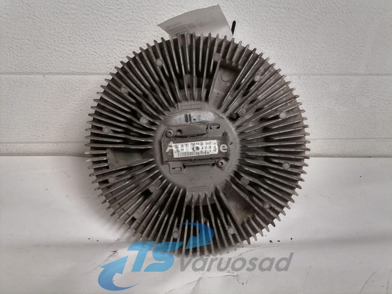вискомуфта вентилятора MB Cooling fan A0002008422 для тягача MB