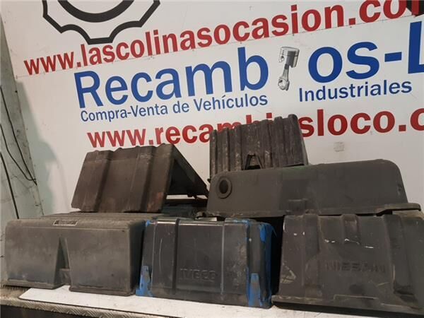 ящик АКБ Tapa Baterias для грузовика Mercedes-Benz MAN NISSAN IVECO